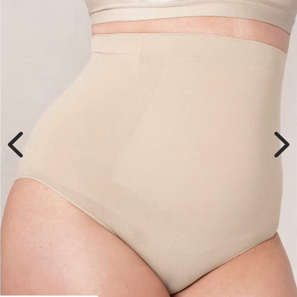 Shapermint Beige High-Waisted Shapewear 

90% Nylon, 10% Spandex